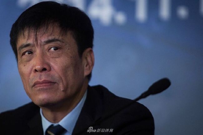 亚洲欧美另类在线观看