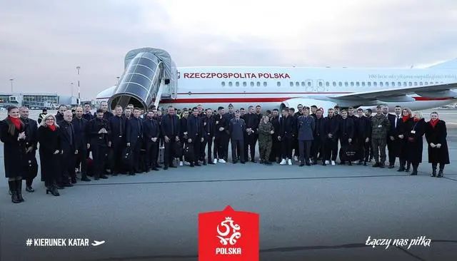 坐在枕头上面怎么晃图片
